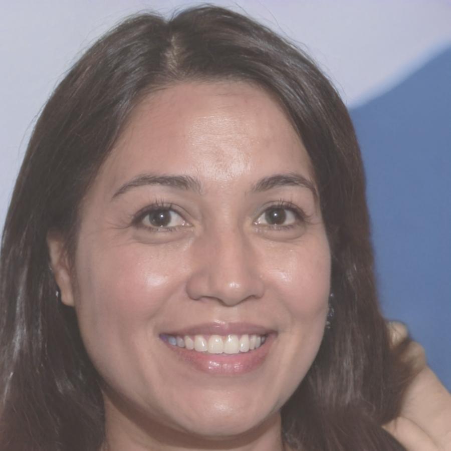 Content strategy expert and course instructor